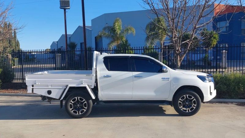 Hilux DC Ute with Steel Tray powdercoat White with underbody toolboxes